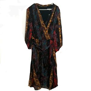 🆕️➕Danny & Nicole 💜 PrintMaxi Long Sleeves Dress